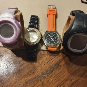 10/$20 Lot Of 4 Women's Watches As-is For Parts Or Repair